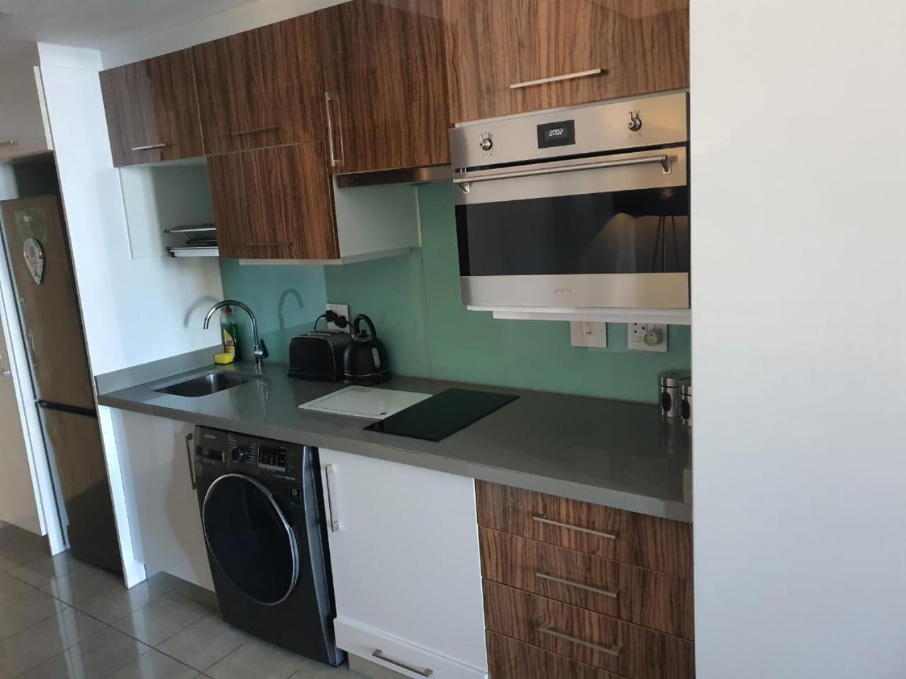 Pearls Full Sea View Luxury Studio - Self Catering 德班 外观 照片